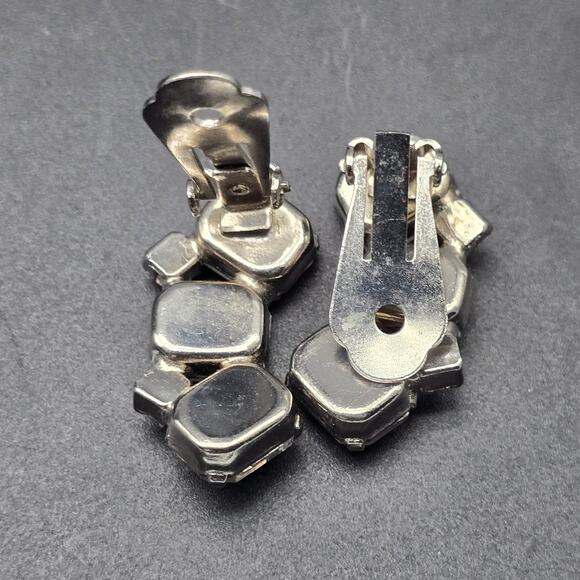 Clear White Glass Rhinestone Clip On Earrings Curved Vintage Glam Jewelry - Picture 5 of 6